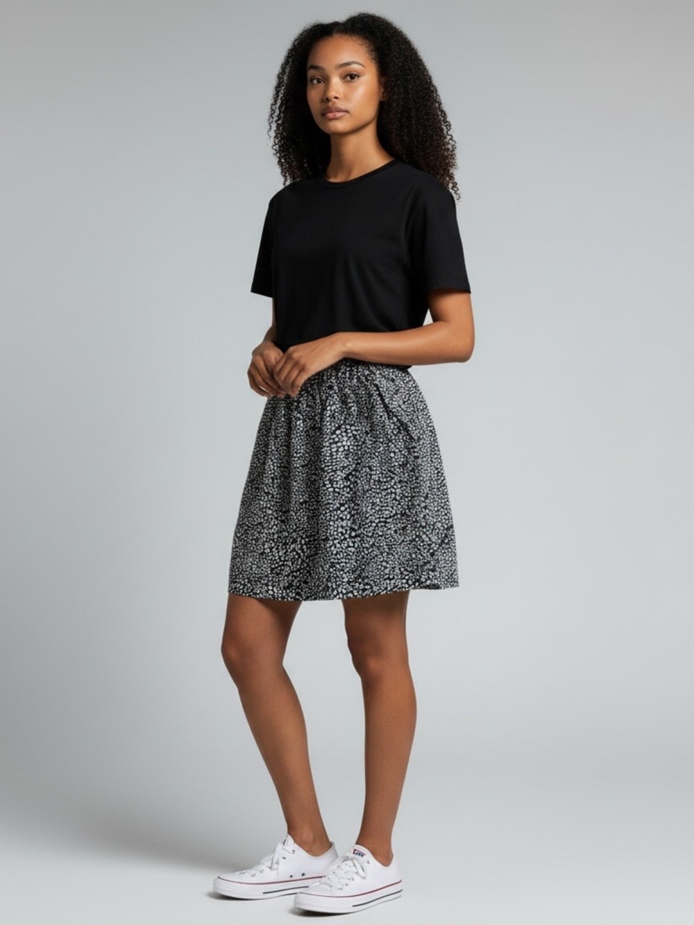 Lou & Gray Black & White Printed Circle Skirt w/shorts built-in